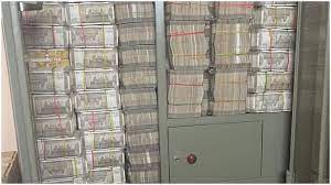 Note counting machines also broke down, huge money found in income tax raid in Odisha