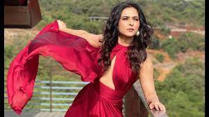 Short film festival: Bollywood actress Madhurima Tuli reached Varanasi for the first time,