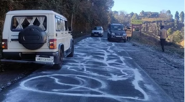 Uttarakhand: Roads in Uttarakhand are witnessing a spread of slush, lime, and salt, causing slippery conditions and an increase in accidents amid ongoing precipitation.