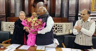 Ram Mandir: Sonia Gandhi will not attend the consecration ceremony of Ram temple, Kharge-Adhir also stayed away