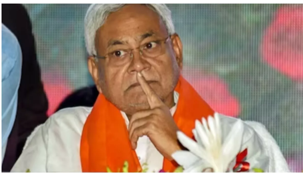 Bihar Politics: ‘The Indie coalition will break in the next two to four days,’ predicts a close associate of Nitish Kumar, making a significant prophecy.