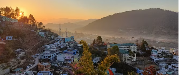 Weather in Uttarakhand: Sunshine gracing the hills, while the plains are enveloped in lingering fog.