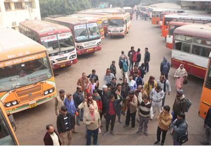 New laws on hit-and-run cases have caused traffic jams in Lucknow.