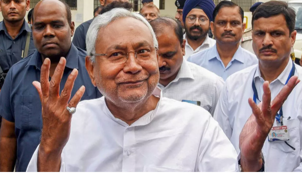 The discussion around Bihar’s Chief Minister Nitish Kumar is gaining momentum once again. Who will be the coordinator of I.N.D.I.A this time