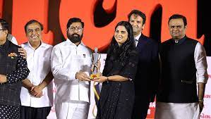 Isha Ambani gets ‘Lokmat Maharashtrian of the Year’ award