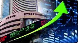 Sensex rises 454 points due to buying in IT shares