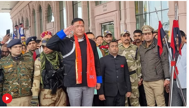 Ayodhya: Arunachal Pradesh Chief Minister Pema Khandu arrived in Ayodhya with his cabinet and stated, “Now, the rule of Lord Ram has arrived.”