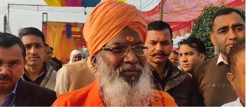 Baghpat: BJP’s firebrand MP Sakshi Maharaj from Unnao made a big statement in Baghpat.