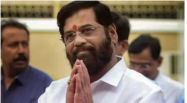 Big decision by Maharashtra government, approval granted to bill proposing 10% reservation for Marathas in government jobs. Big decision by Maharashtra government, approval granted to bill proposing 10% reservation for Marathas in government jobs.