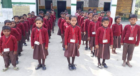 Amethi – The CBSE board exams have commenced from today. Students from high schools and intermediate colleges across the district will take the exam at four centers.