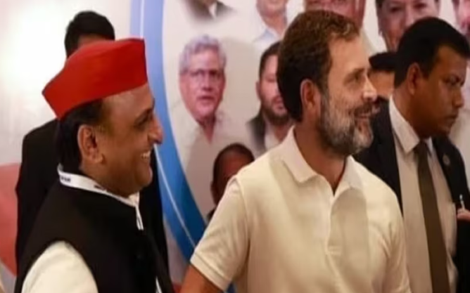 UP: Congress and SP to Contest Together! Agreement Reached on Seat Sharing, Akhilesh Says – All’s Well That Ends Well.