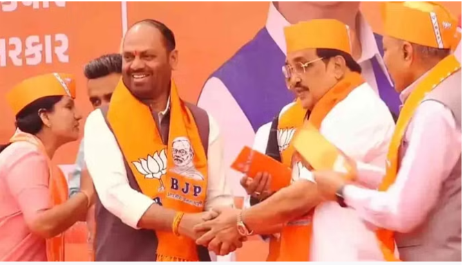 Congress receives another major blow as Rajya Sabha MP Narayan Rathwa joins BJP along with his son.