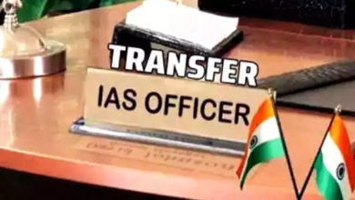 Seven IAS officers have been transferred in Uttar Pradesh.