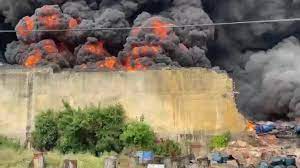 Delhi Fire: Massive fire broke out in a chemical warehouse, 22 cars and five shops damaged, 11 died in the accident.