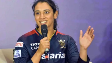 Bowlers and Mandhana led RCB to win by eight wickets