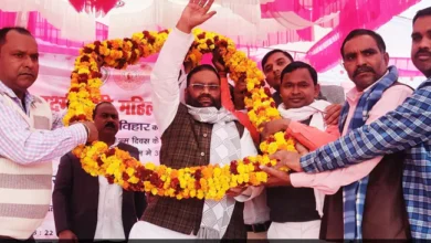 UP Politics: Swami Prasad Maurya will form a new party, launched the name and flag, SP leaders came to celebrate