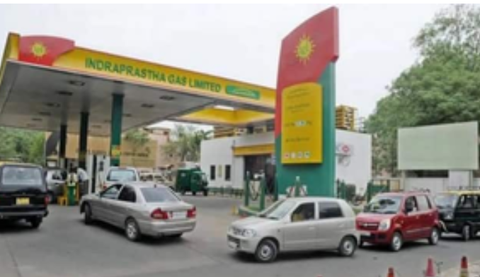 Noida, March 7 (IANS): There has been a reduction of two and a half rupees in the prices of CNG in Delhi NCR.