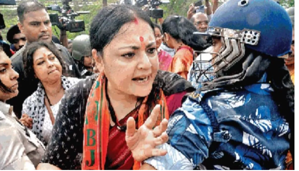 BJP’s female leaders were not allowed to go to Sandeshkhali, and they were detained after a heated confrontation.