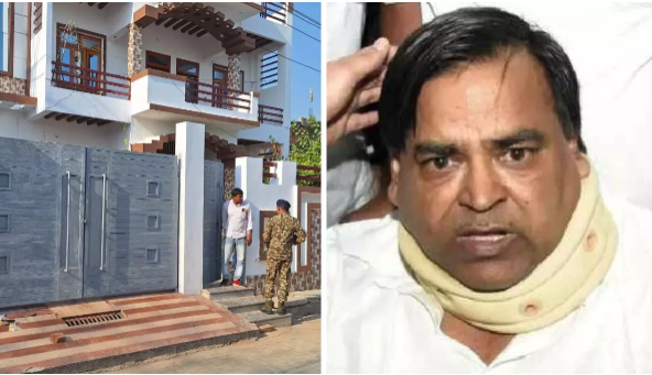 Raids were conducted at 13 locations in Mumbai and Delhi related to the ongoing sand mining case involving former Cabinet Minister of Uttar Pradesh, Gayatri Prajapati. Raids were conducted at 13 locations in Mumbai and Delhi related to the ongoing sand mining case involving former Cabinet Minister of Uttar Pradesh, Gayatri Prajapati.
