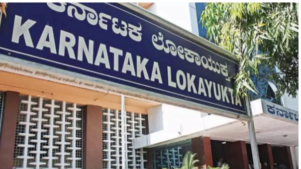 Karnataka: Significant action taken as the Anti-Corruption Agency Lokayukta conducts raids at 60 locations; Gold and diamonds seized as well.