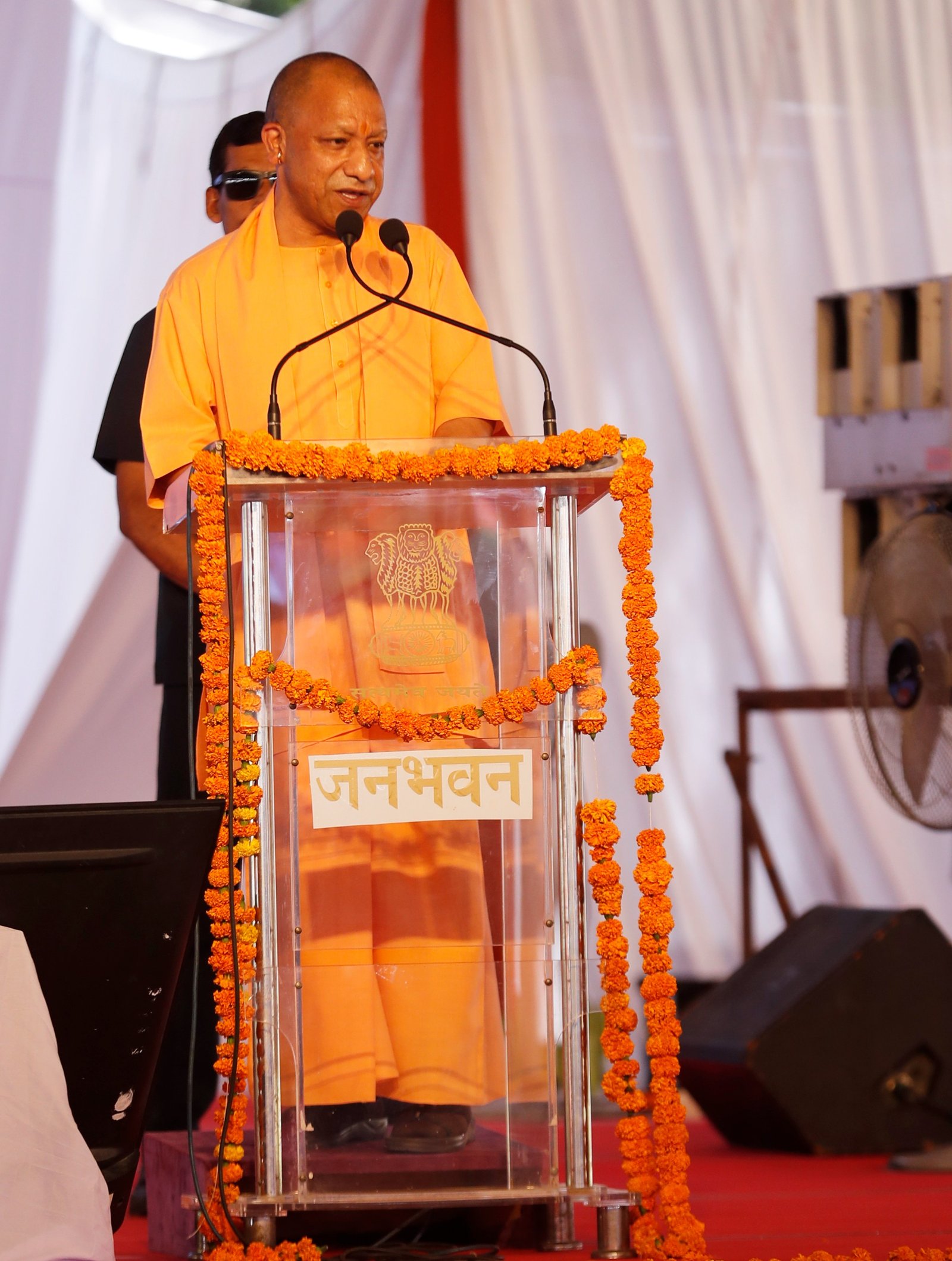 Governor, CM Inaugurate ₹5.17 Crore Adarsh School Building; Students Urged to Work Hard, ‘Hamara Janbhavan’ Book Released