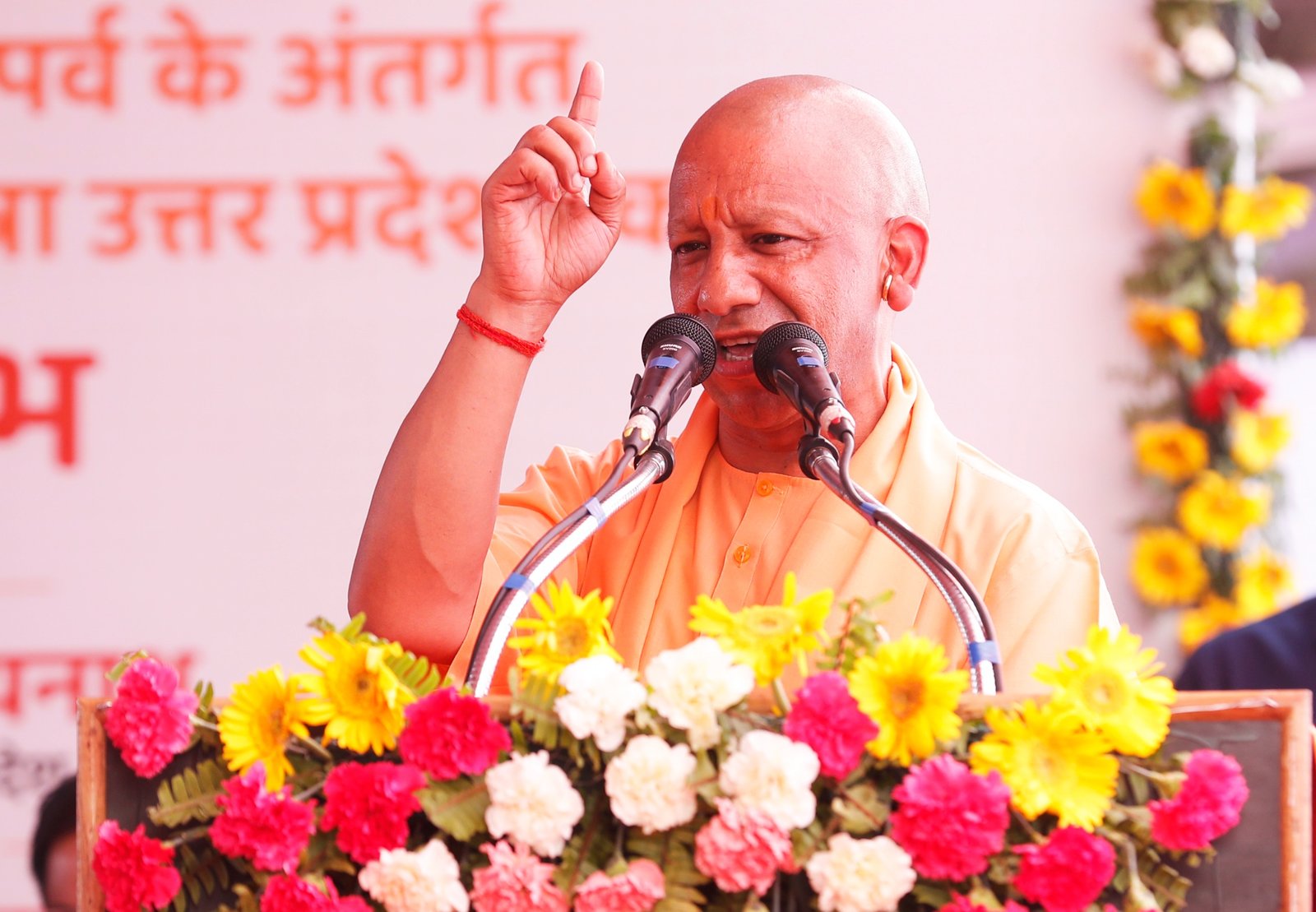 Somnath Pilgrimage Flagged Off by Yogi, Devotees Express Gratitude