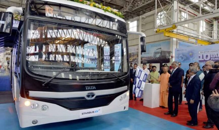 CM Yogi Flags Off 10th Lakh Vehicle at Tata Motors Lucknow Plant, Emphasizes Discipline and Teamwork in Industry