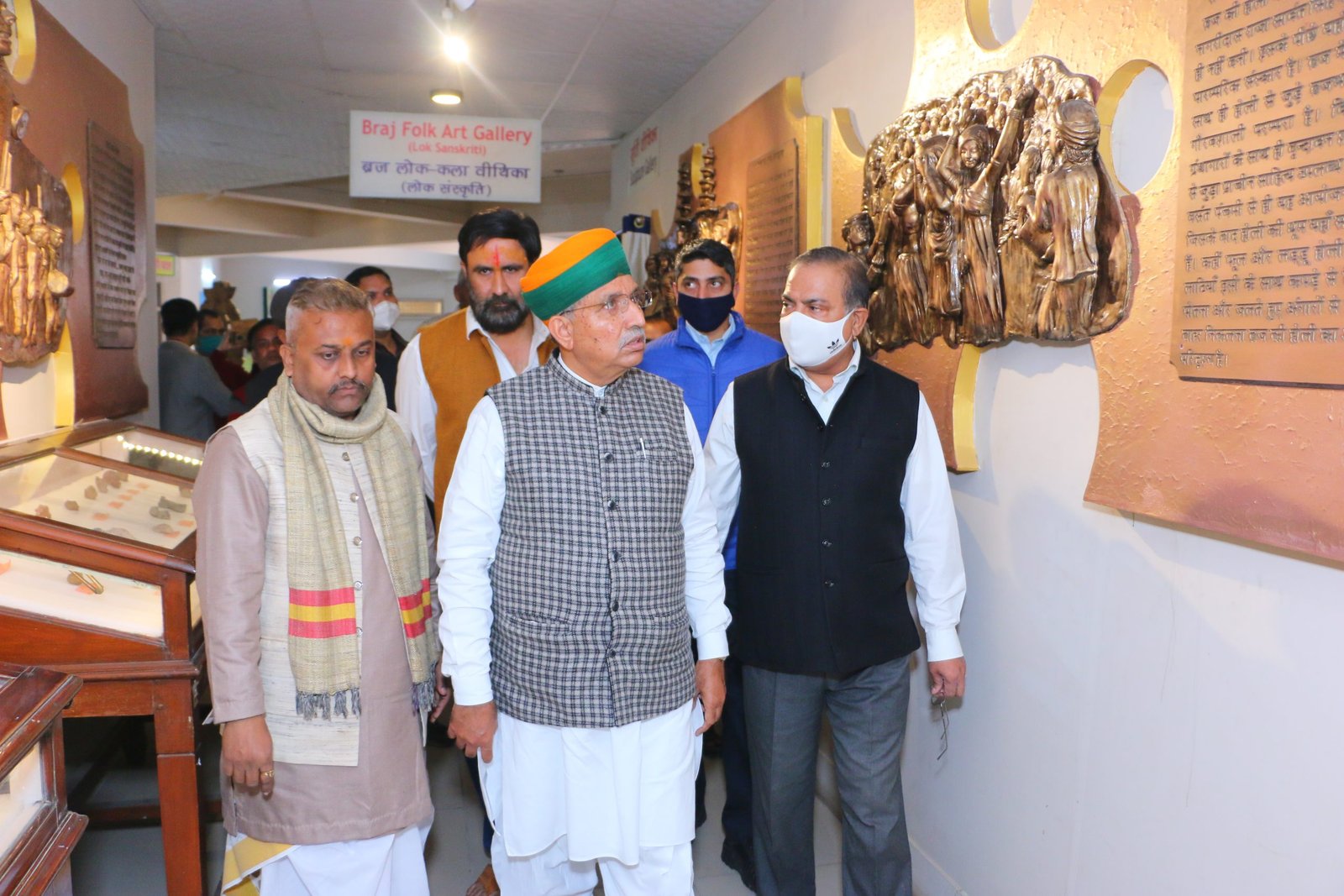From Gita Press to Vrindavan Research Institute… rare Manuscripts of Uttar Pradesh going digital From Gita Press to Vrindavan Research Institute… rare Manuscripts of Uttar Pradesh going digital