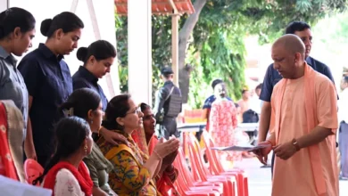 Sensitive and compassionate behaviour must be ensured while assisting every victim: CM Yogi